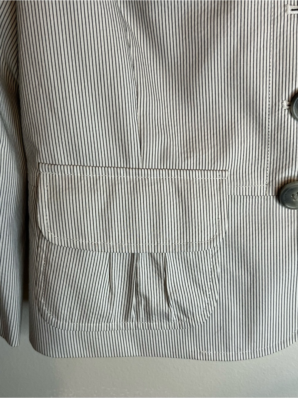 Ann Taylor LOFT Light Gray Pinstripe Women's Blazer Size 6 - Picture 5 of 14